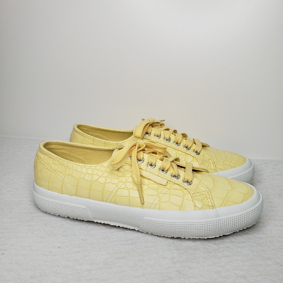 Superga Shoes - Superga Wm Yellow Faux Crocodile Embossed Lace Up Comfort Casual Sneaker Sz 8.5